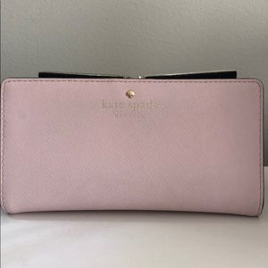Kate Spade wallet. Slim bifold. Pink.